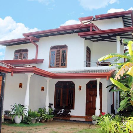 Masith Guest House Унаватуна Екстериор снимка