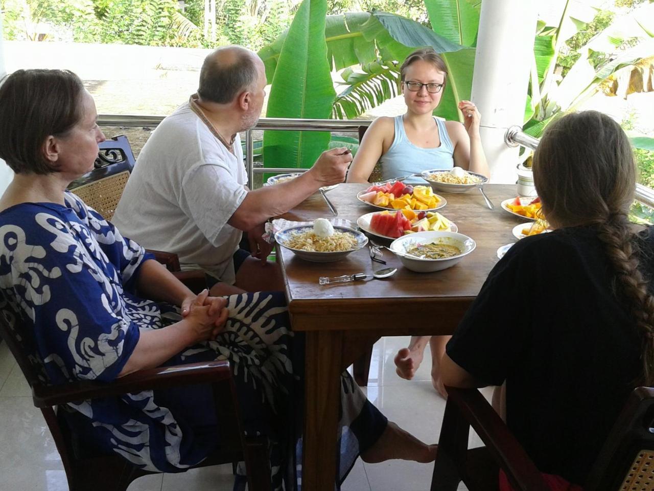 Masith Guest House Унаватуна Екстериор снимка