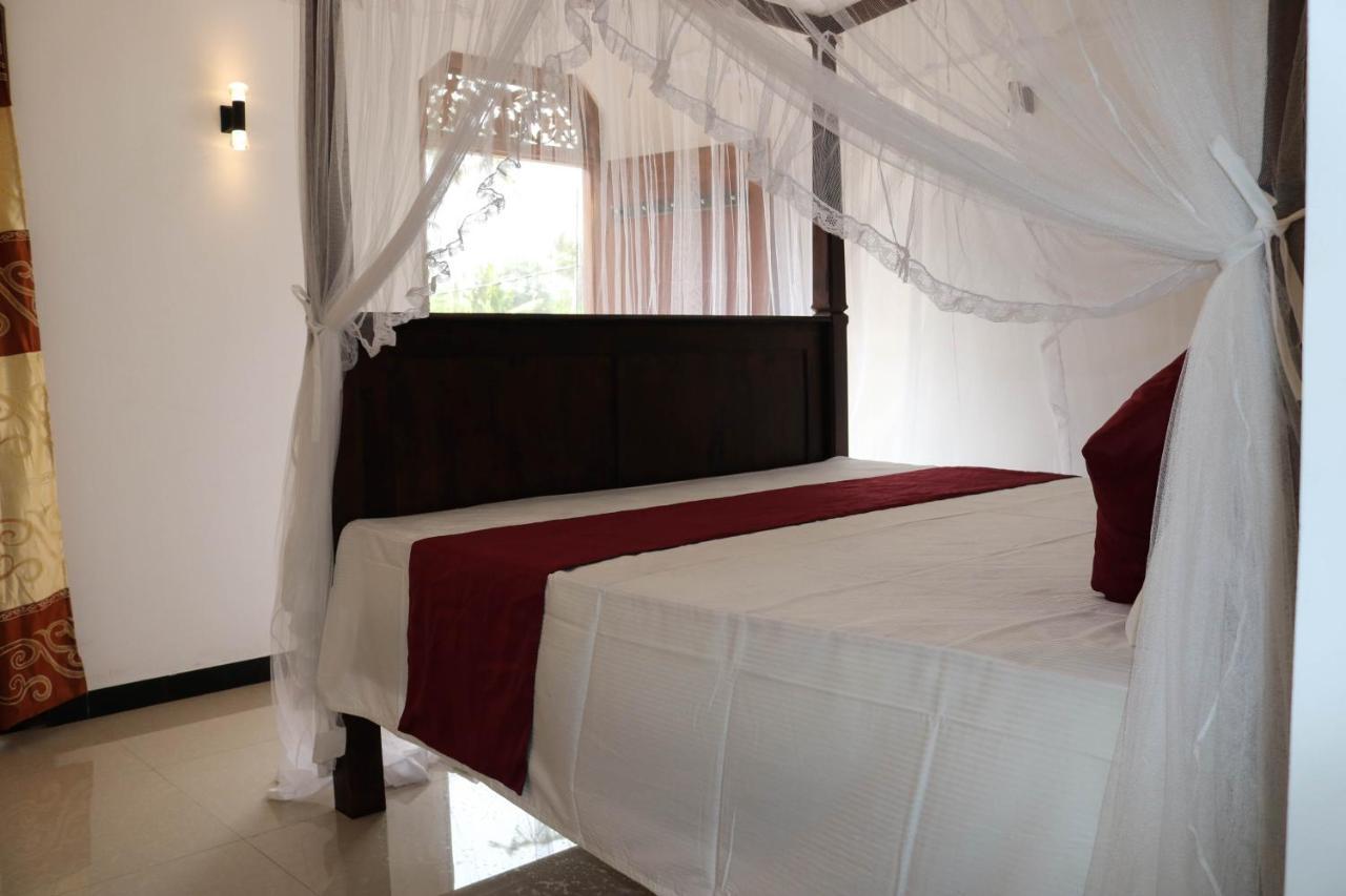 Masith Guest House Унаватуна Екстериор снимка